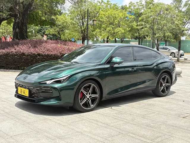 MG 7 2023 2.0T Automatic Trophy+ Exciting World Edition