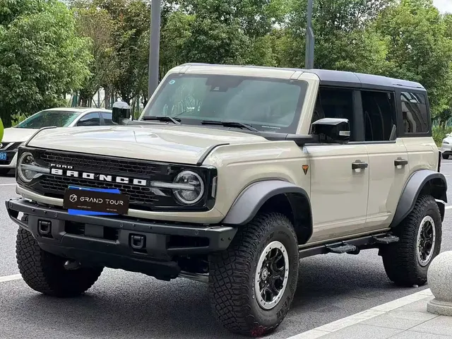 Ford Bronco 2024 2.3T Badlands