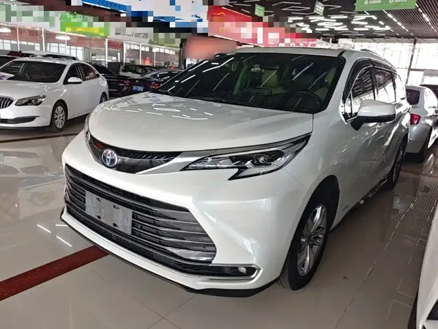 Toyota Sienna 2021 2.5L Hybrid Ultimate Edition