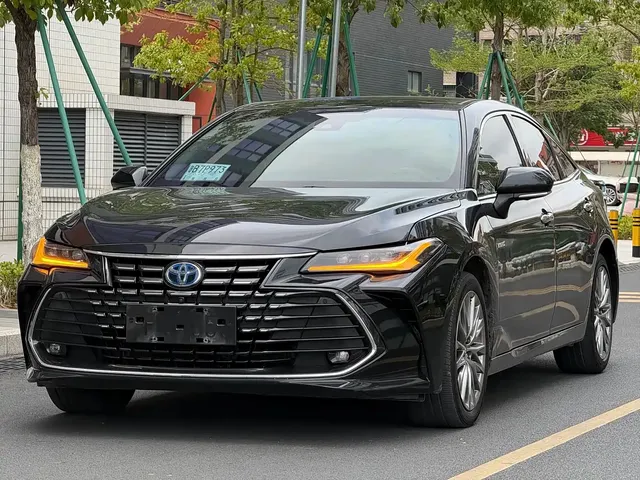 Toyota Avalon 2022 Hybrid 2.5L XLE Premium Edition