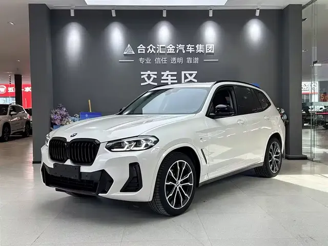BMW X3 2022 xDrive30i Leading M Night Package