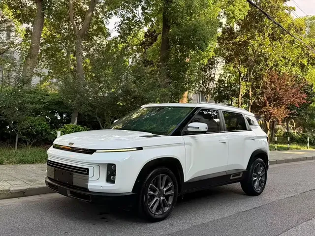 Geely ICON 2020 1.5TD i9 BSG
