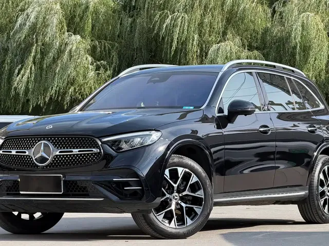 Mercedes-Benz GLC 2023 Facelift GLC 260 L 4MATIC Luxury 5-Seater