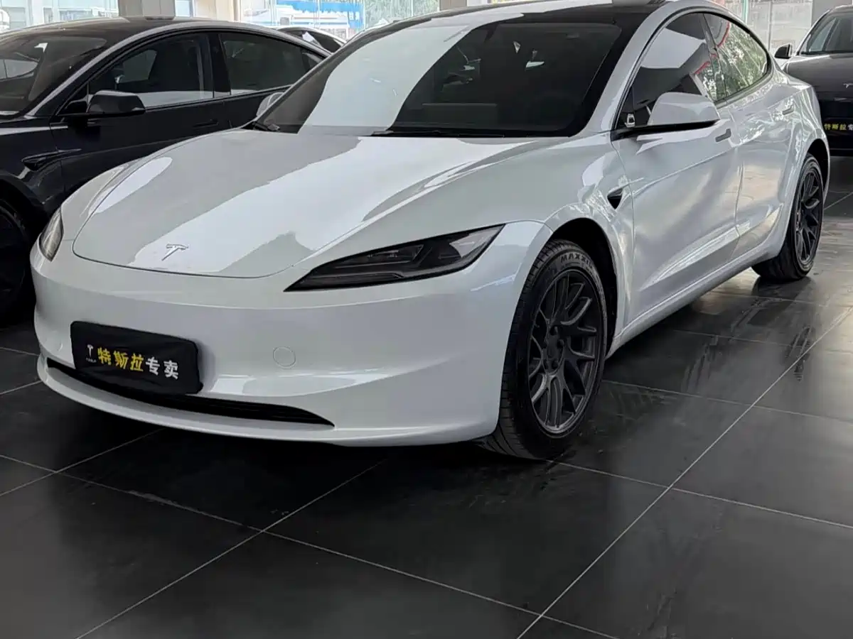 Tesla Model 3 2025 Model Long Range Rear-Wheel Drive