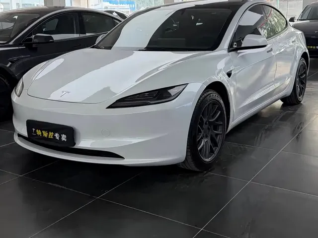 Tesla Model 3 2025 Model Long Range Rear-Wheel Drive