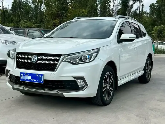 Venucia T70 2019 2.0L CVT Smart Enjoyment Edition China VI