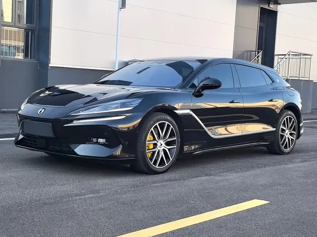 Denza Z9GT 2024 Model 1100 AWD Max Edition