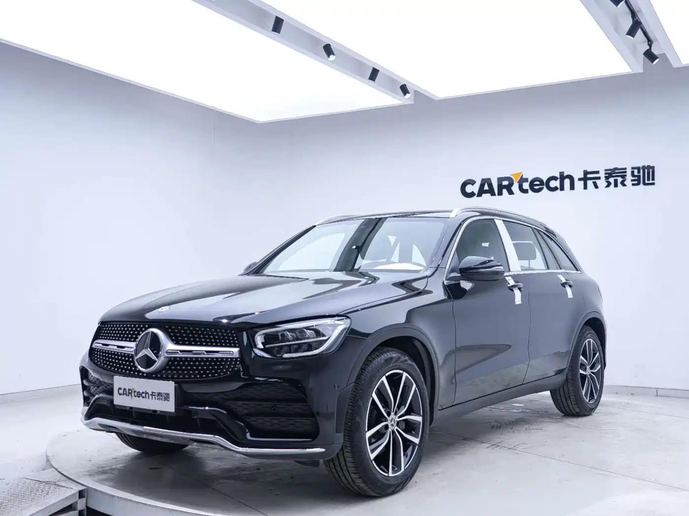 Mercedes-Benz GLC 2022 Facelift GLC 260 L 4MATIC Luxury Model