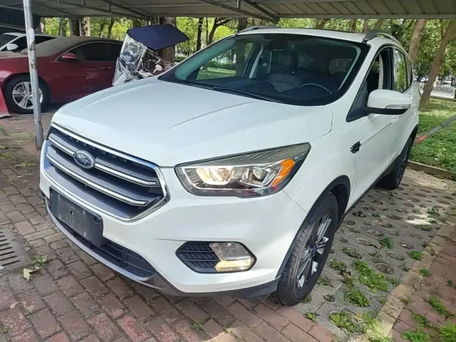 Ford Kuga 2019 EcoBoost 180 2WD Platinum Wing Edition China VI