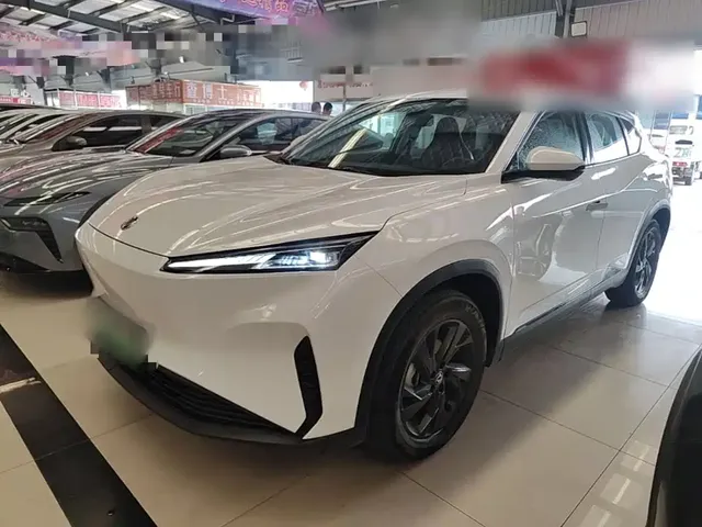 Dongfeng Aeolus SKY EV01 2023 Model 445km PRO