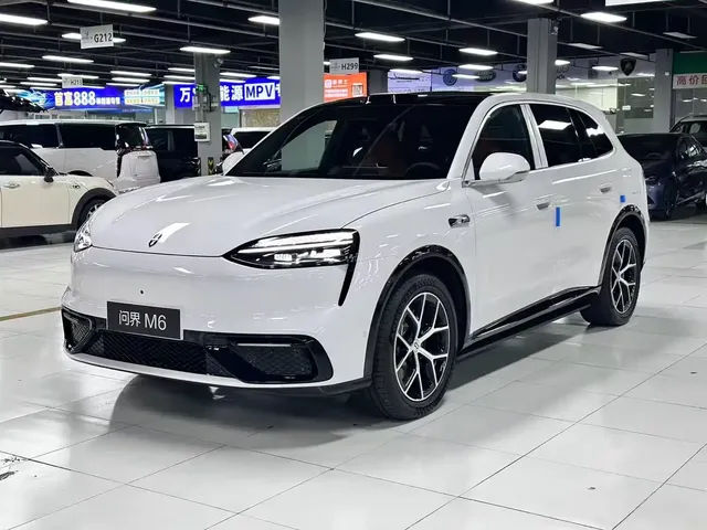 AITO Wenjie AITO M6, 2026