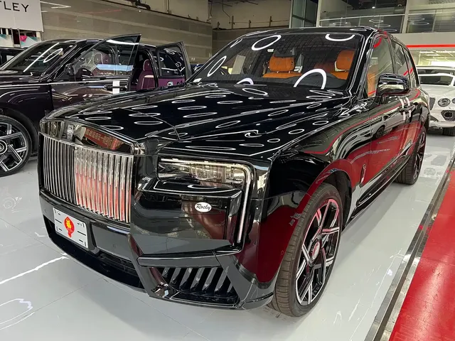 Rolls-Royce Cullinan 2024 Black Badge