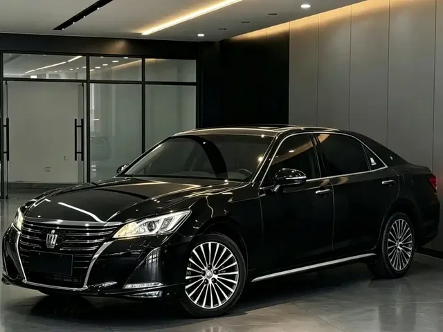 Toyota Crown 2018 2.0T Sport Edition