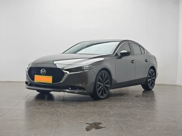Mazda 3 Axela 2022 2.0L Automatic Quality Black Obsidian Edition