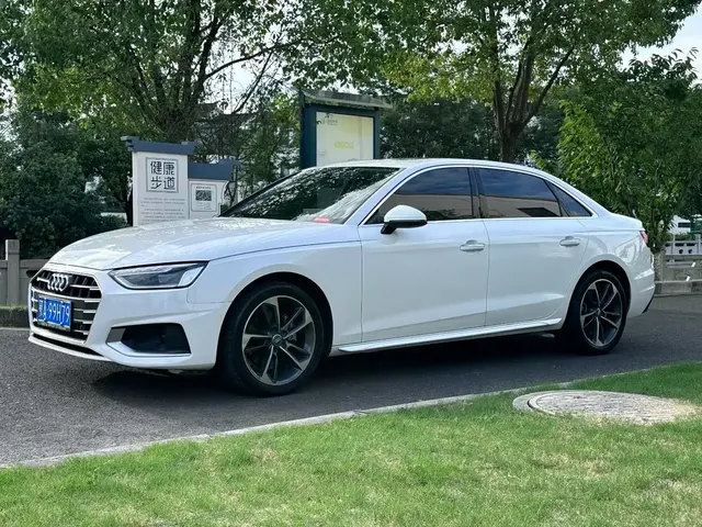 Audi A4L 2022 40 TFSI Fashion Dynamic