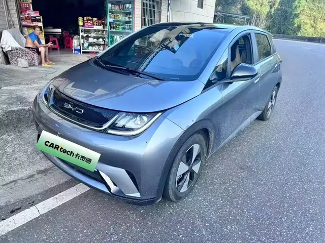 BYD Dolphin 2023 420km Fashion Edition