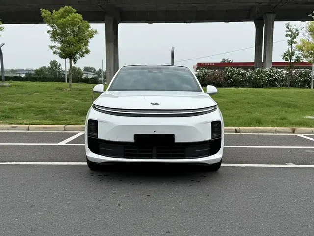 Li Auto L6 2024 Pro