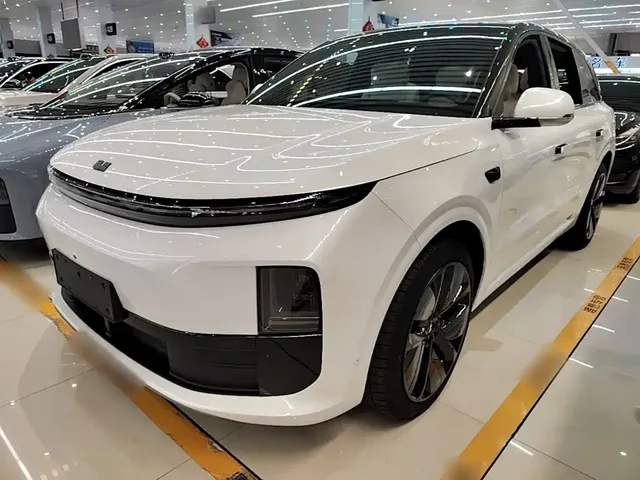 Li Auto L6 2024 Pro