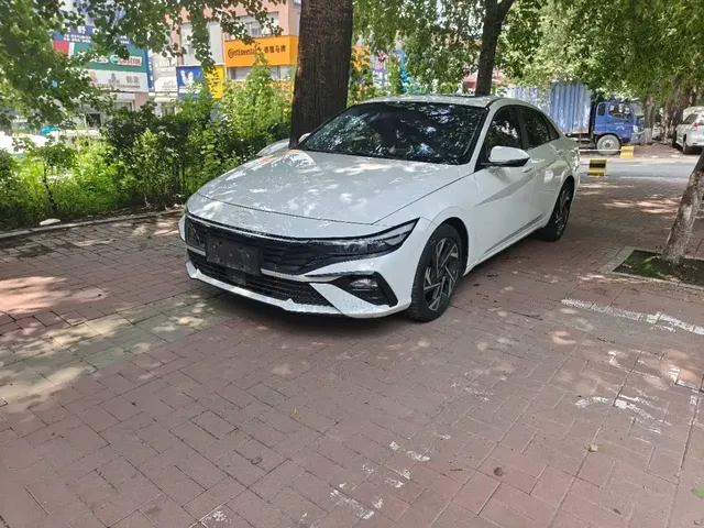 Hyundai Elantra 2023 1.5L CVT GLX Elite Edition