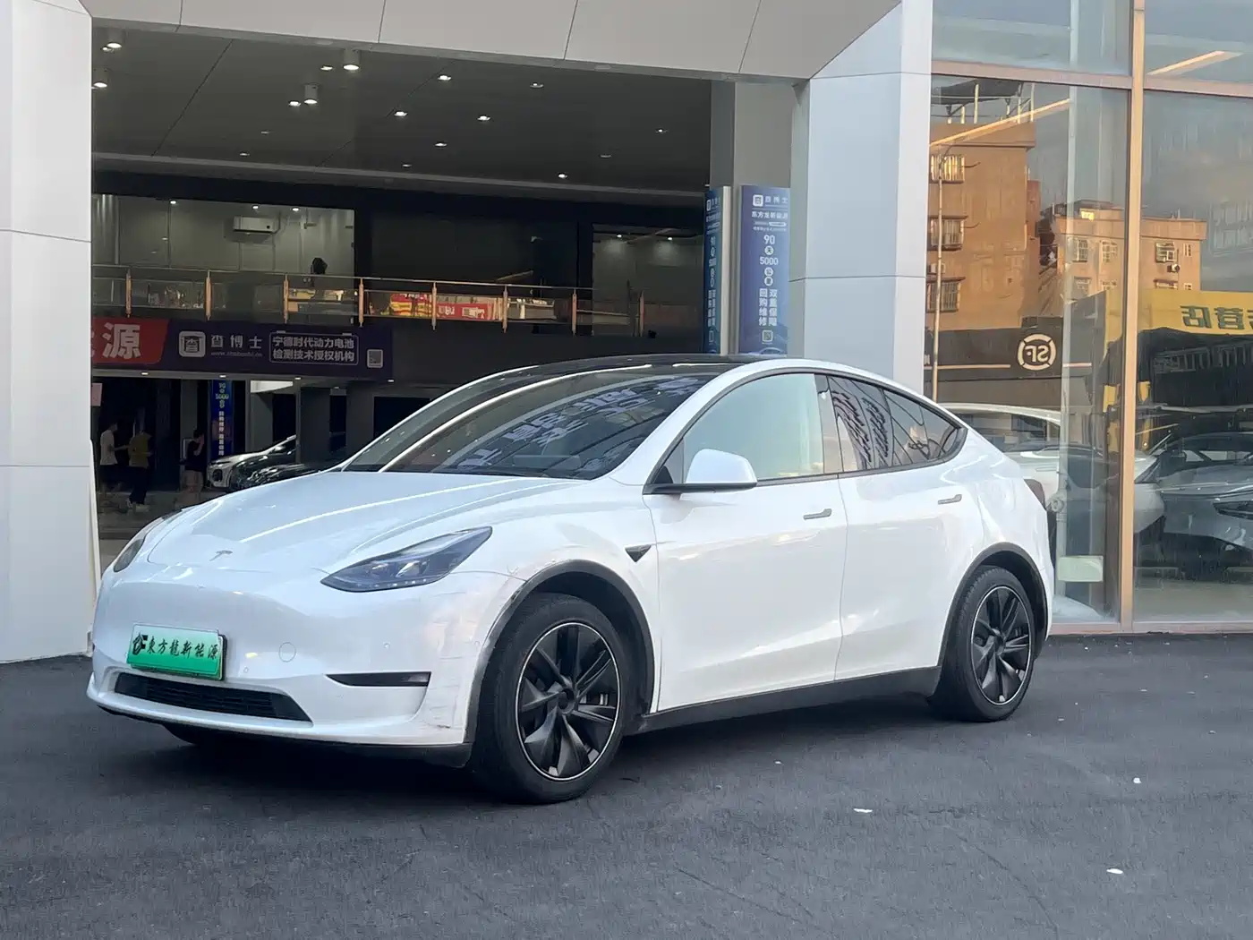 Tesla Model Y 2022 Rear-Wheel Drive Version
