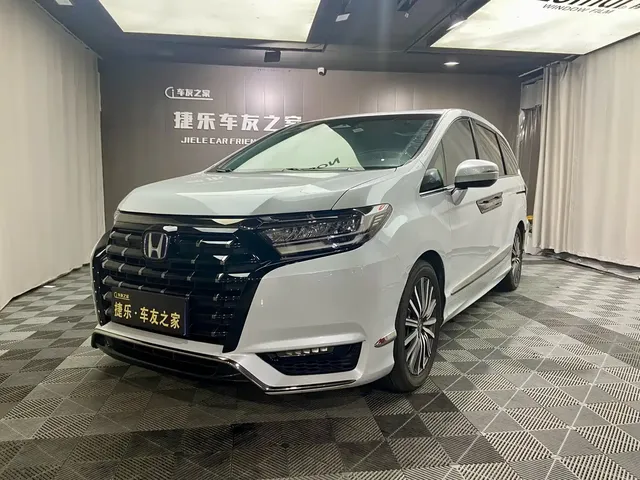 Honda Elysion 2024 2.0L e:HEV Luxury Edition