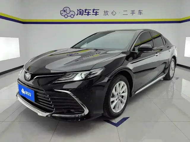 Toyota Camry 2023 2.0G Luxury Edition
