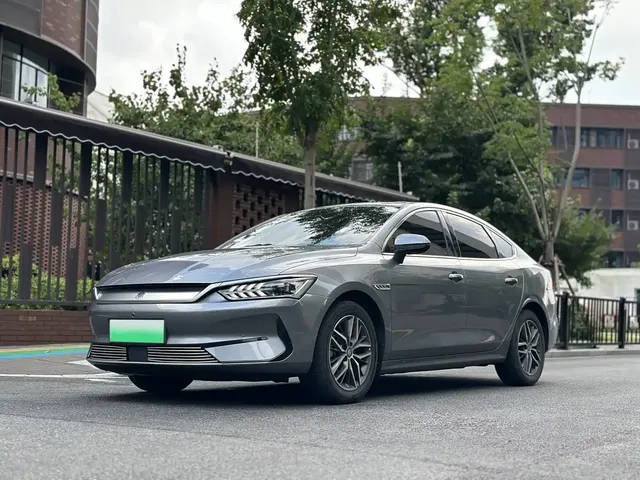 BYD Qin PLUS 2021 EV 500KM Premium Model
