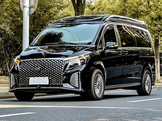 Mercedes-Benz V-Class 2022 V 260 L Long Wheelbase Luxury Edition