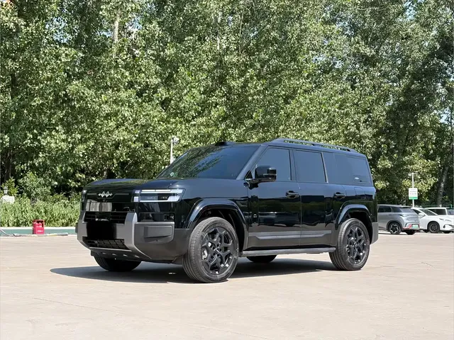 Fang Cheng Bao Titanium 7 2025 AWD Base Model