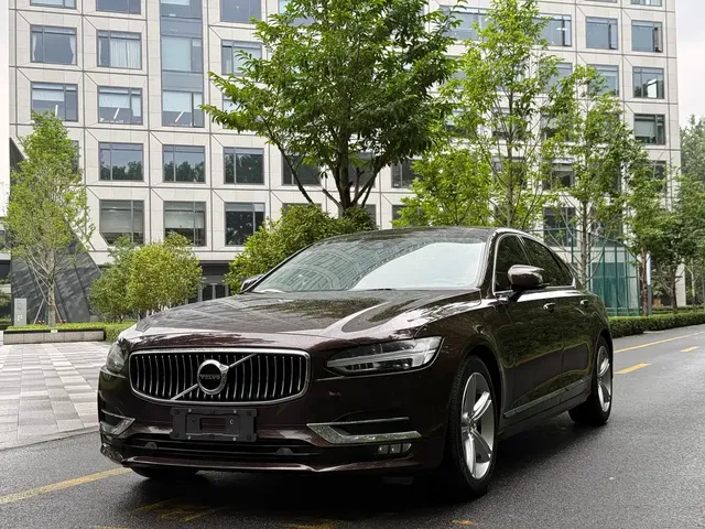 Volvo S90 2019 T5 Momentum