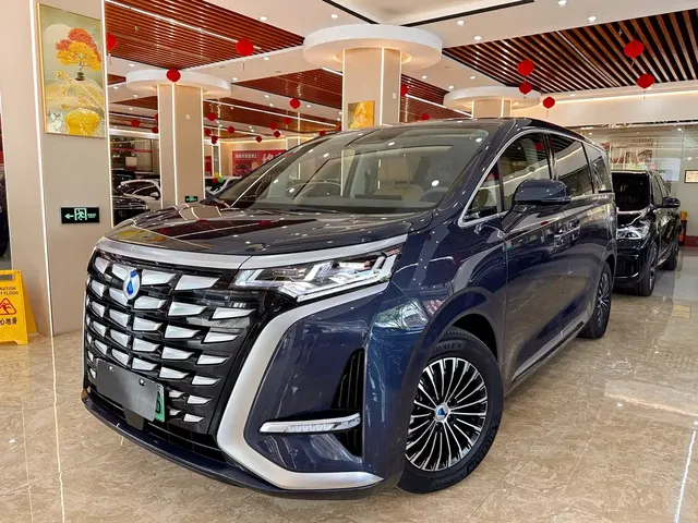 Denza D9 2022 DM-i 970 All-Wheel Drive Honor Edition