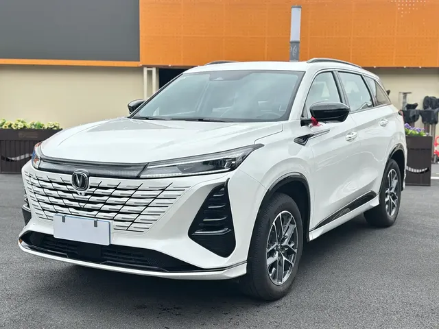 Changan CS75 PLUS 2024 3rd Generation Champion Edition 1.5T Smart Drive Power Type