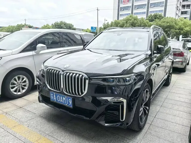 BMW X7 2022 xDrive40i Exclusive M Sport Package