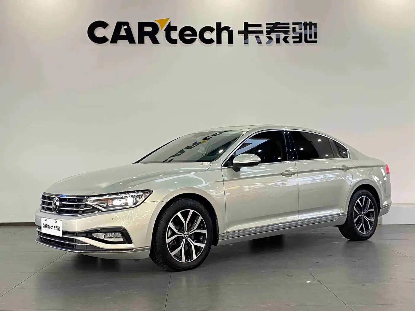 Volkswagen Magotan 2020 330TSI DSG Leading