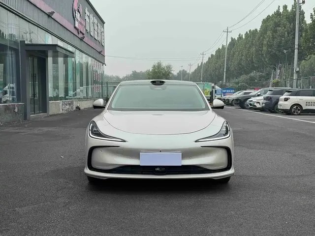 IM Motors IM L6 2024 Max Standard Edition