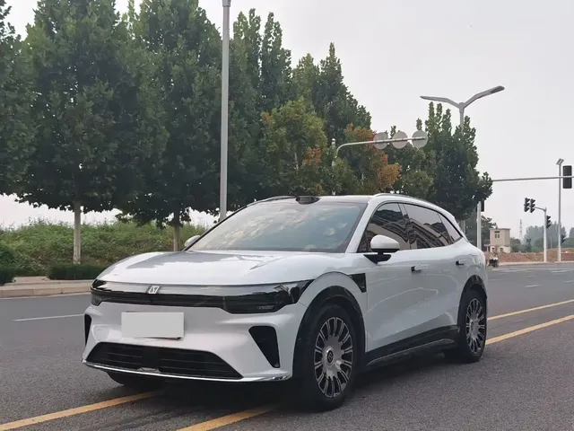 ZEEKR 7X 2026 Model 103kWh Long Range AWD Smart Driving Edition