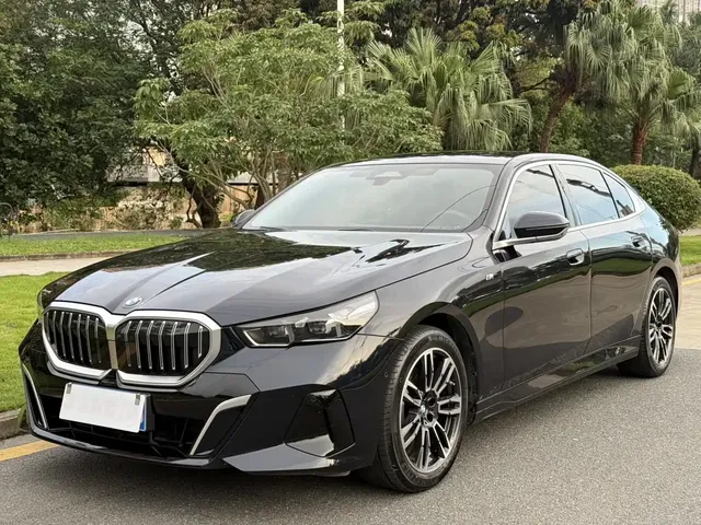 BMW 5 Series 2024 530Li Leading M Sport Package