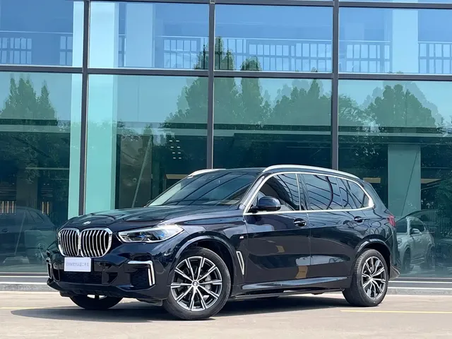 BMW X5 2023 xDrive 30Li Premium M Sport Package