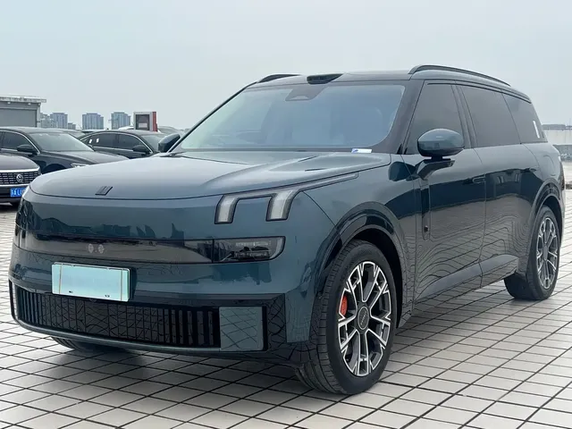 Lynk & Co 900 2025 2.0T Ultra