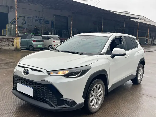 Toyota Frontlander 2023 2.0L CVT Leading Edition