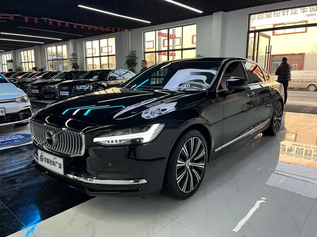 Volvo S90 2022 B5 Inscription Luxury Edition