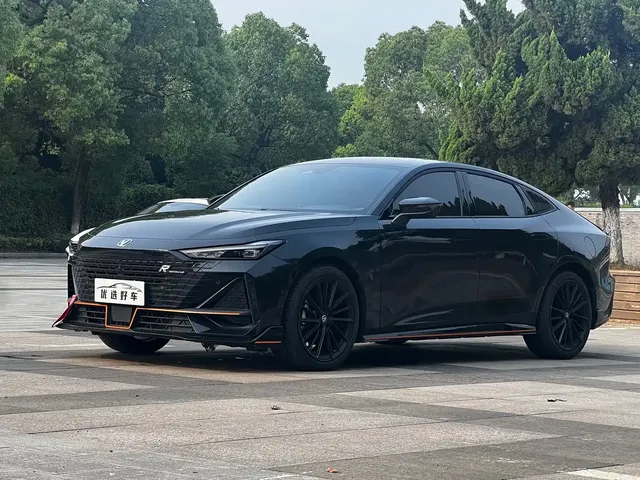 Changan UNI-V 2022 1.5T Sport Edition