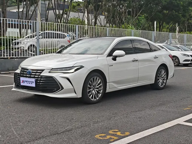 Toyota Avalon 2022 Hybrid 2.5L XLE Premium Edition