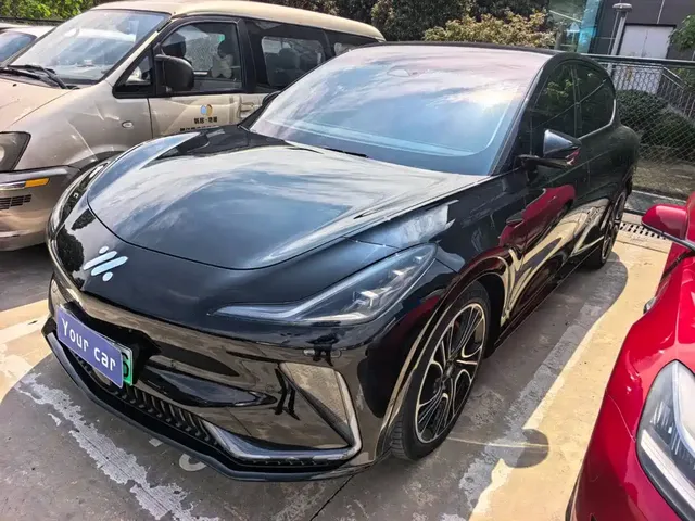 IM Motors IM LS7 2023 100kWh Lux RWD