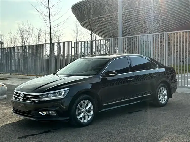 Volkswagen Passat 2015 1.8TSI DSG Elegance Edition
