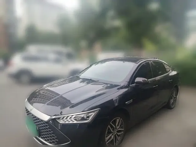 BYD Qin PLUS 2021 DM-i 120KM Premium