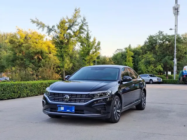 Volkswagen Passat 2022 330TSI Luxury Edition