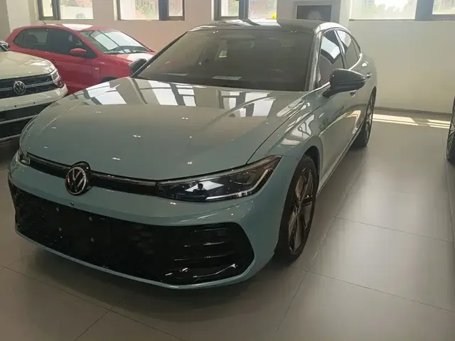 Volkswagen Passat 2025 Model Pro 380TSI Starlight Dragon Premium Edition
