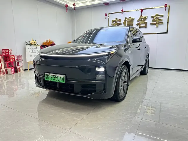 Li Auto Li L8 2025 Pro Smart Renewal Edition