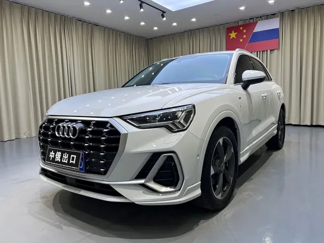 Audi Q3 2023 35 TFSI Fashion Dynamic (1.4T)